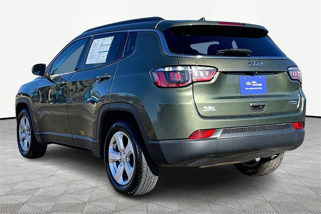 Used 2021 Jeep Compass Latitude image 2