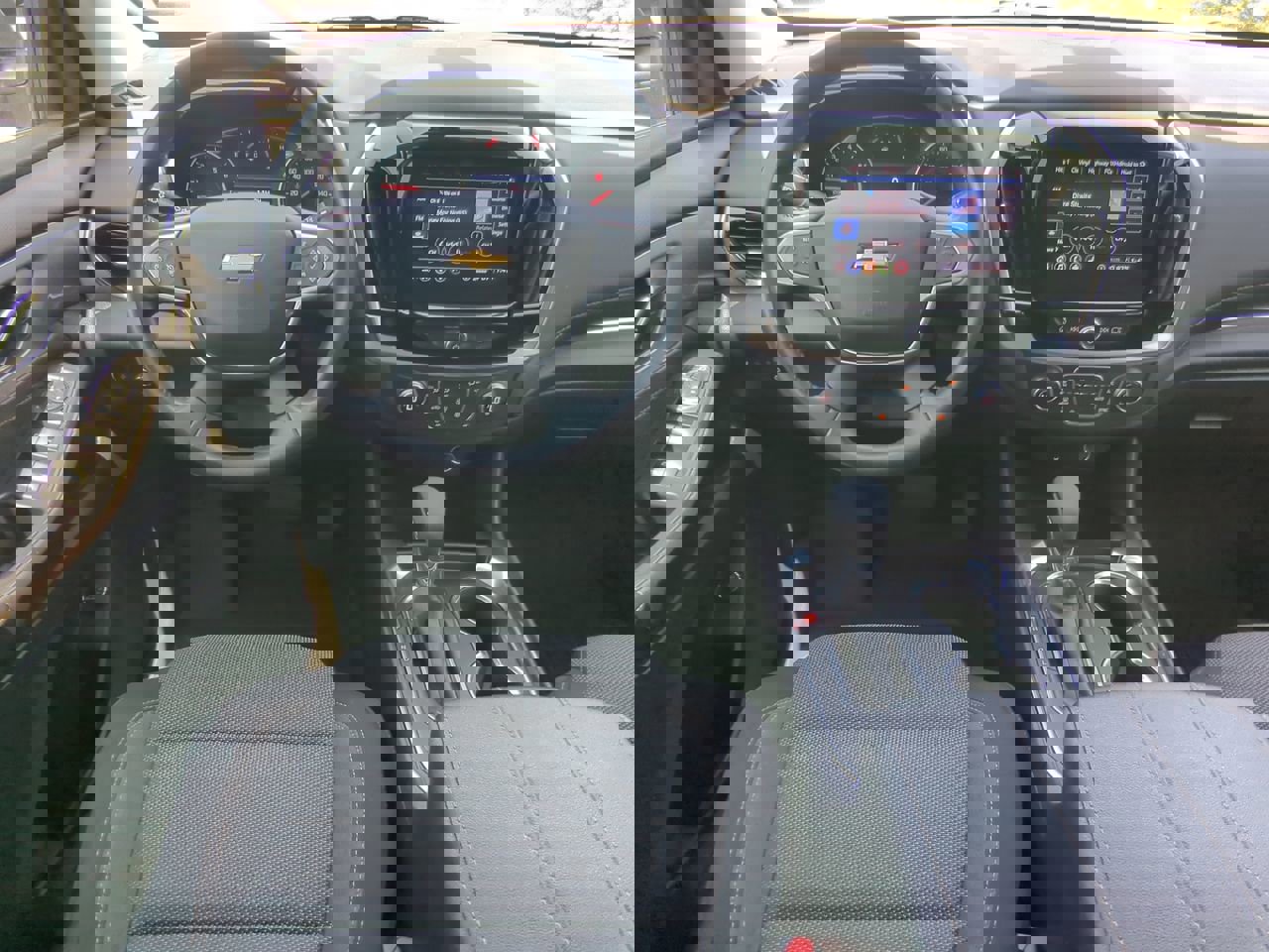 Used 2021 Chevrolet Traverse LT image 14