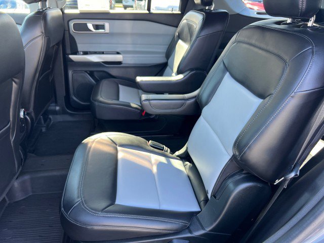 Certified 2022 Ford Explorer XLT w/ Equipment Group 202A image 21