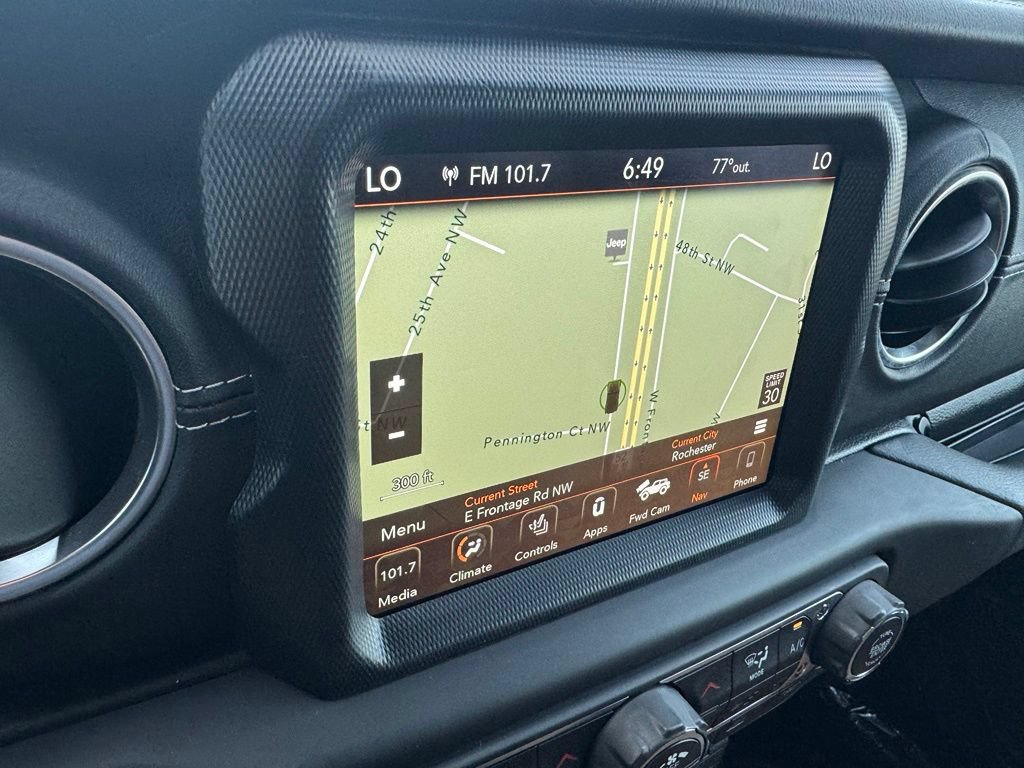 Used 2021 Jeep Wrangler Unlimited Sahara AWD/4WD image 2