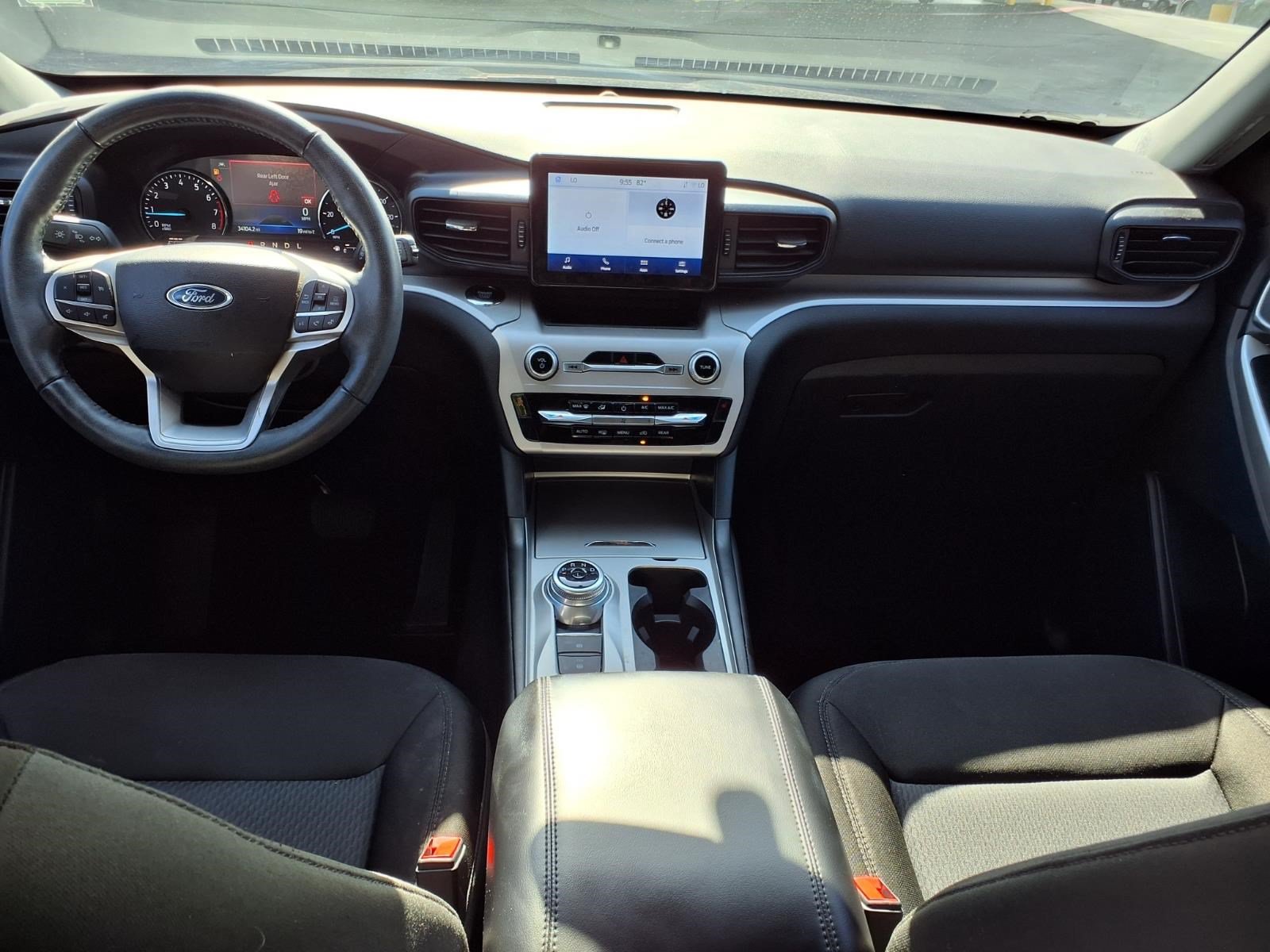 Certified 2023 Ford Explorer XLT RWD image 12