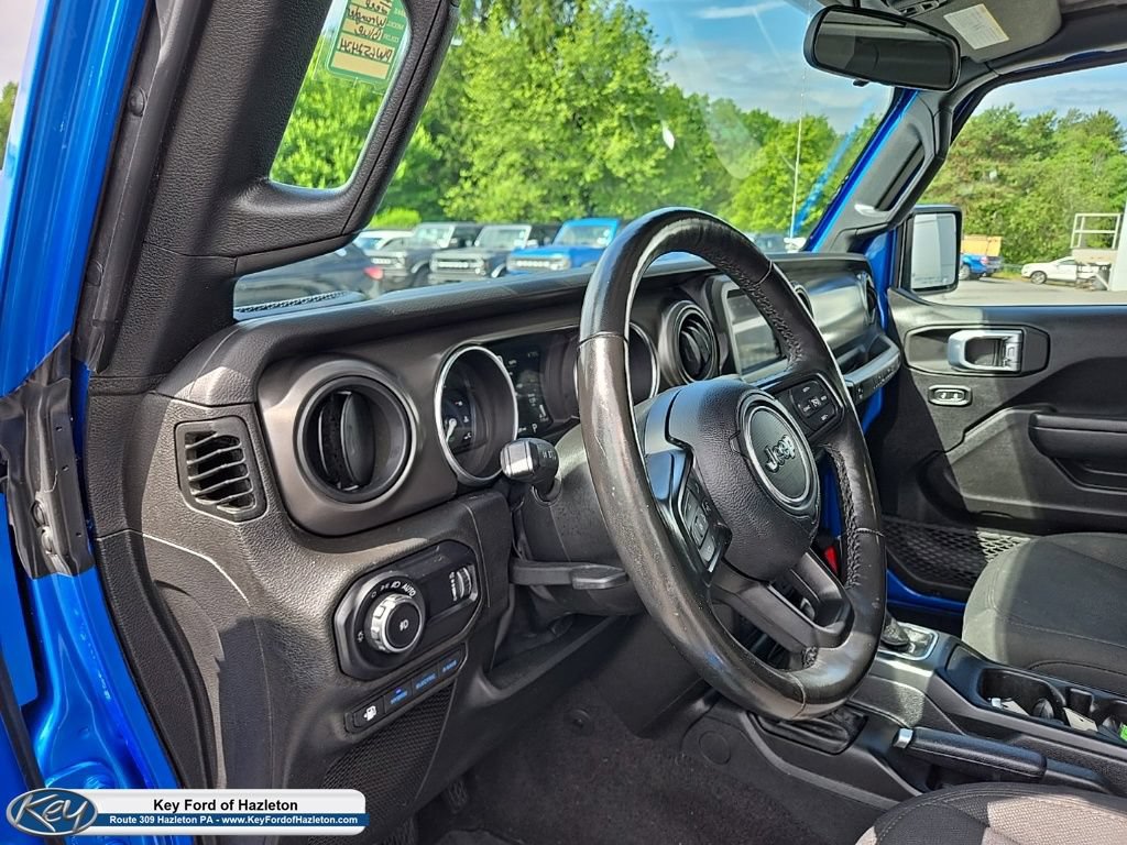 Used 2023 Jeep Wrangler Unlimited w/ Cold Weather Group AWD/4WD image 36