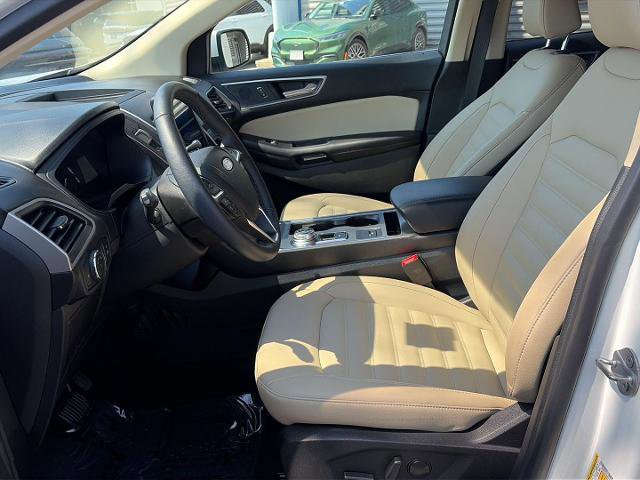 Certified 2022 Ford Edge SEL w/ Convenience Package AWD/4WD image 9