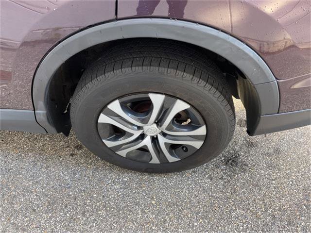 Used 2017 Toyota RAV4 LE image 10