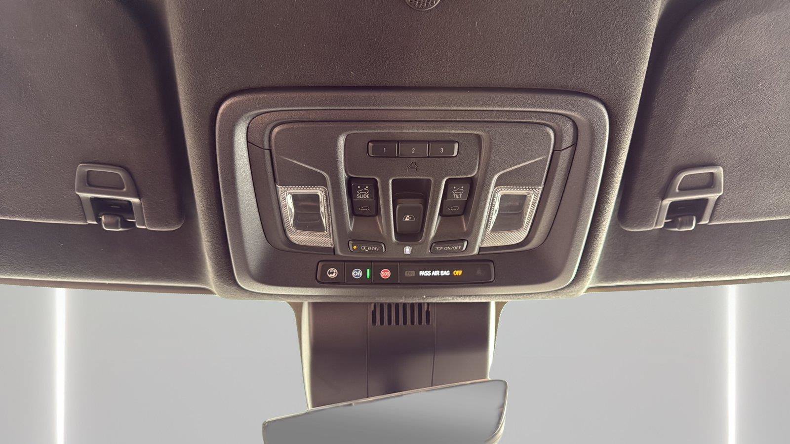 Used 2025 GMC Sierra 2500 AT4X AWD/4WD image 27
