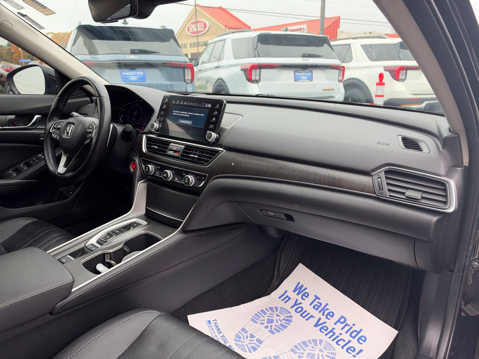 Used 2020 Honda Accord Touring image 35