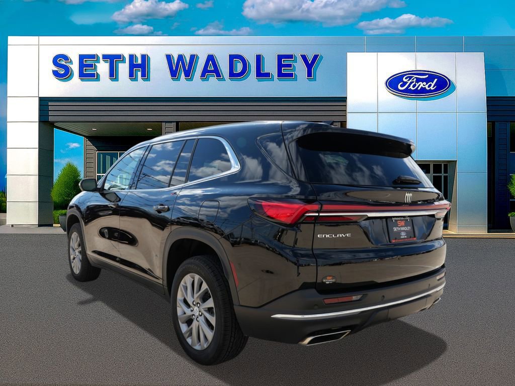 Used 2025 Buick Enclave Preferred image 3
