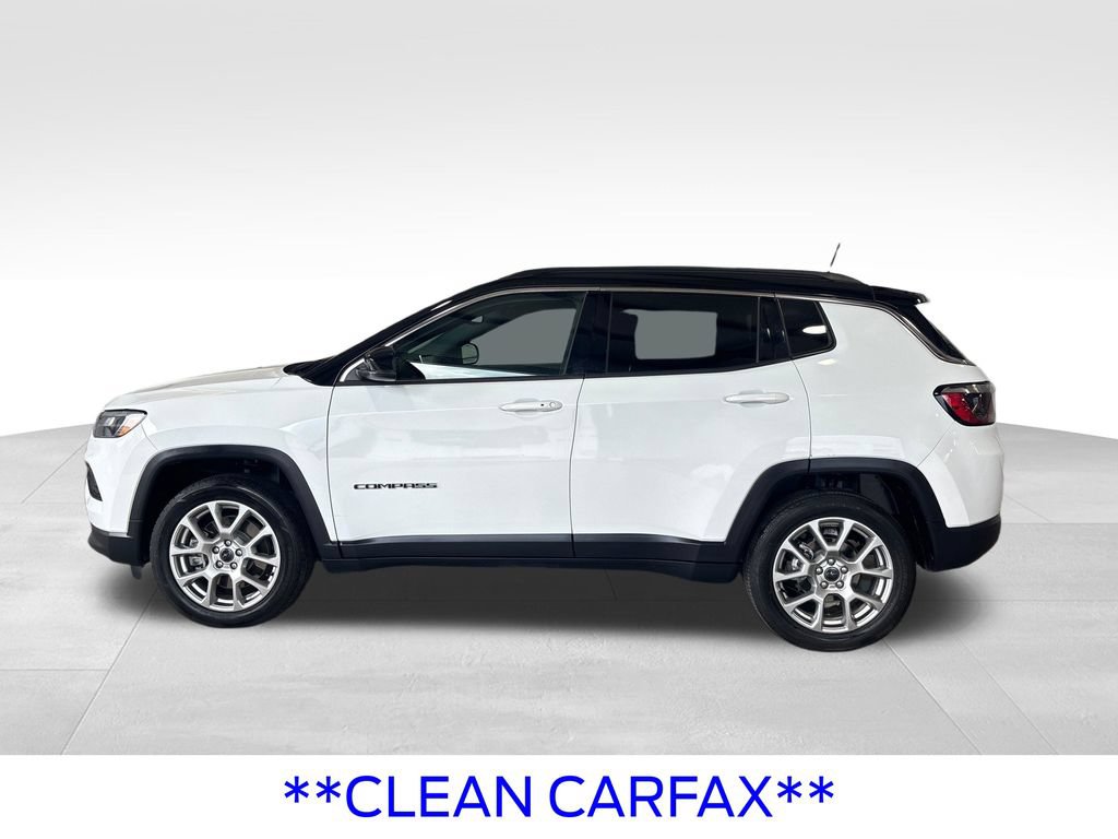 Used 2025 Jeep Compass Limited AWD/4WD image 2