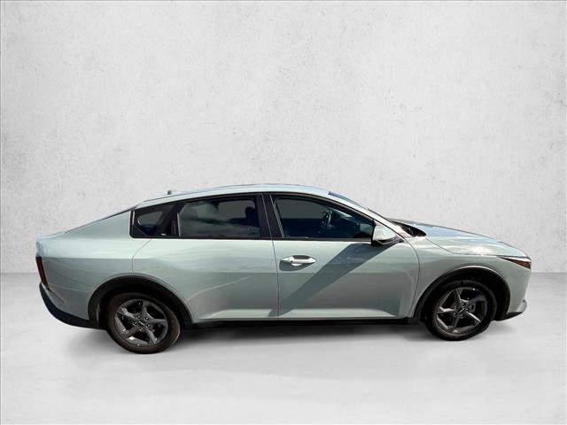 Used 2025 Kia K4 FWD image 3