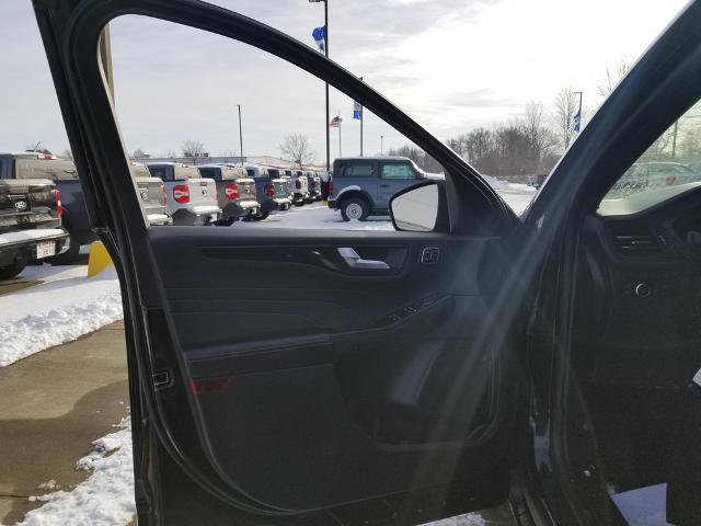 Certified 2023 Ford Escape ST-Line Elite image 9