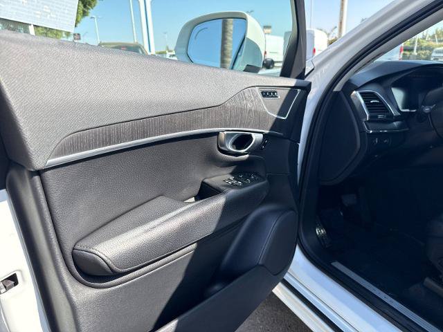 Used 2020 Volvo XC90 T6 Momentum AWD/4WD image 10