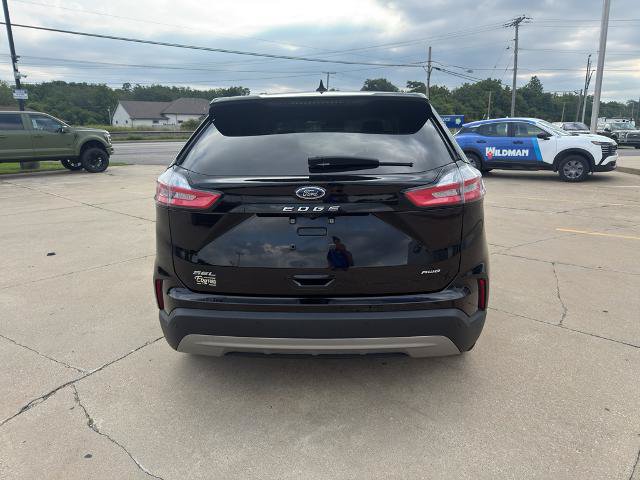 Certified 2023 Ford Edge SEL AWD/4WD image 5