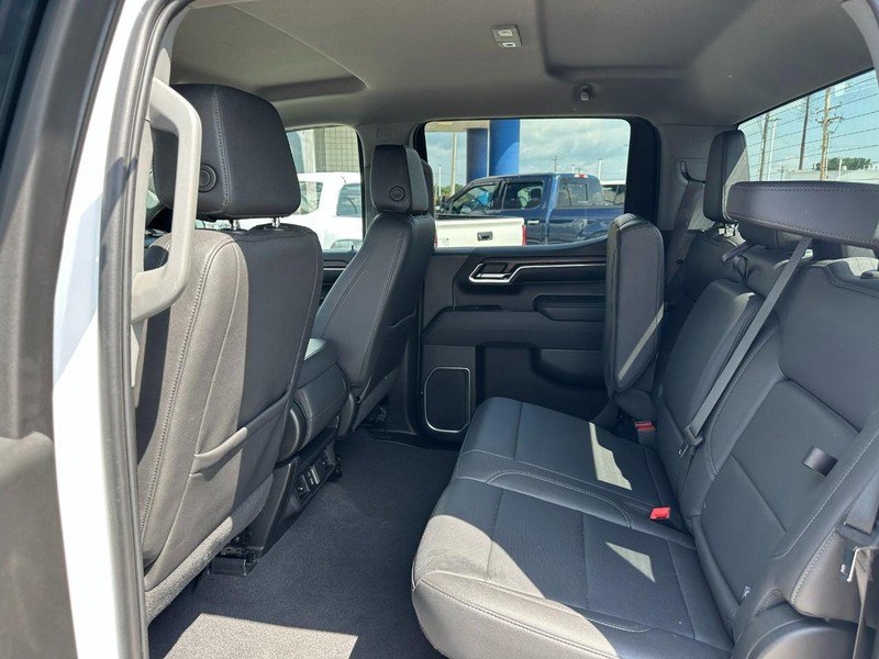 Used 2024 GMC Sierra 1500 SLT image 10