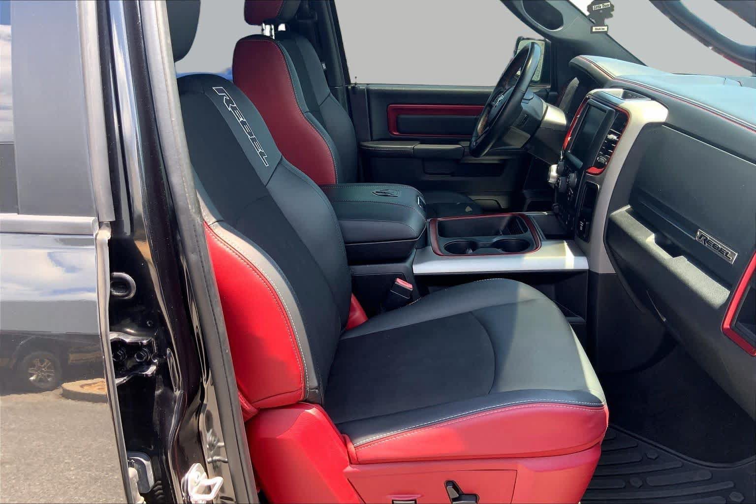 Used 2017 RAM 1500 Rebel w/ Luxury Group AWD/4WD image 9