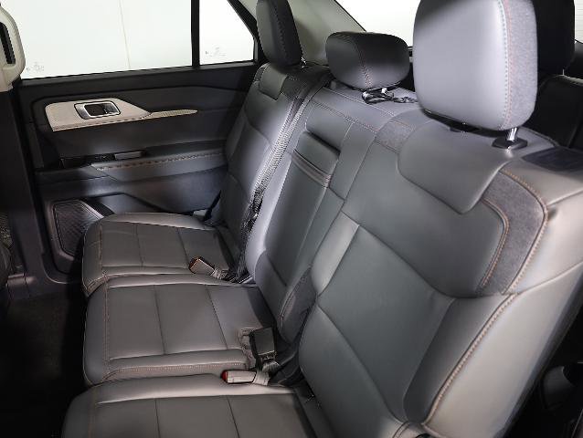 Certified 2025 Ford Explorer Active w/ Active Comfort Package image 12
