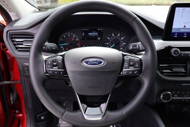 Certified 2022 Ford Escape SEL image 17