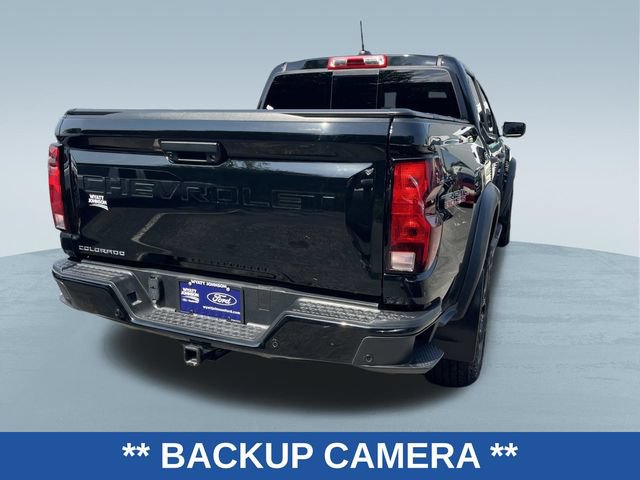 Used 2025 Chevrolet Colorado Trail Boss AWD/4WD image 3