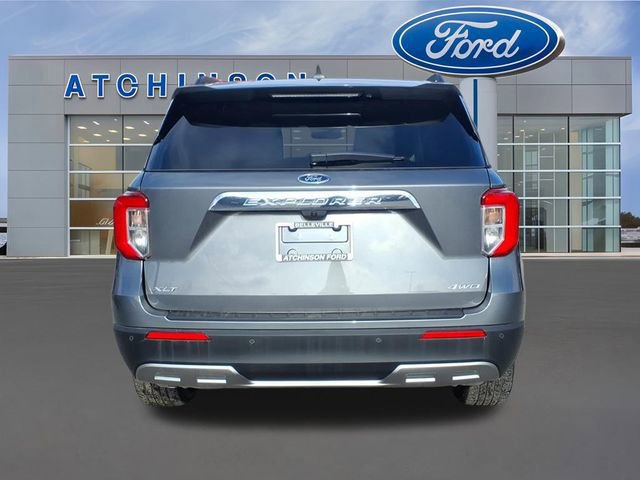 Certified 2023 Ford Explorer XLT w/ Equipment Group 202A image 3