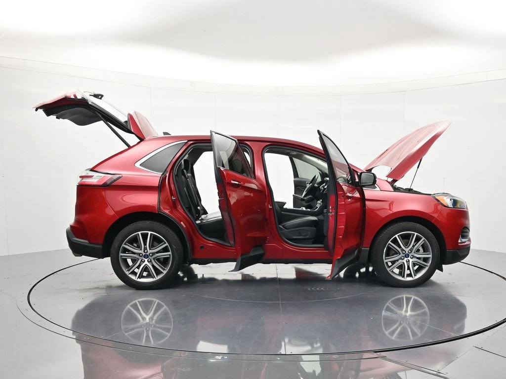 Certified 2022 Ford Edge Titanium AWD/4WD image 48