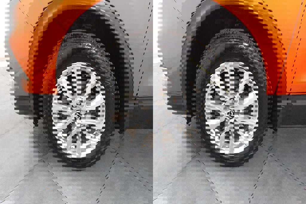 Used 2021 Nissan Rogue Sport SV image 27