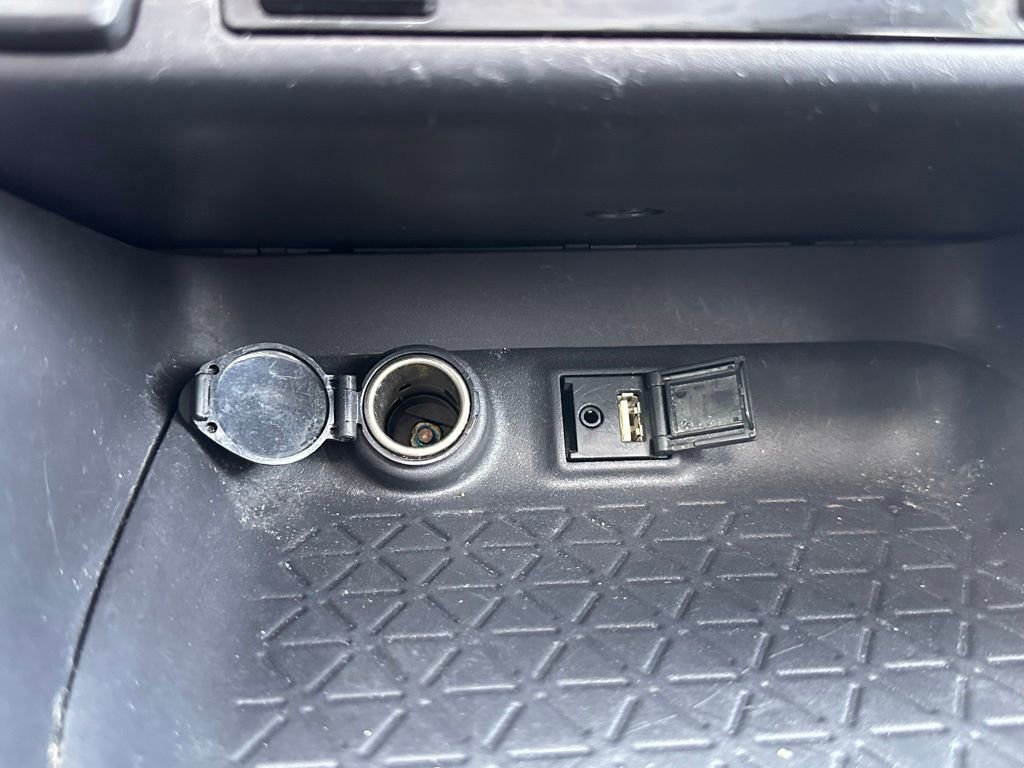 Used 2019 Toyota RAV4 XLE w/ Convenience Package image 34