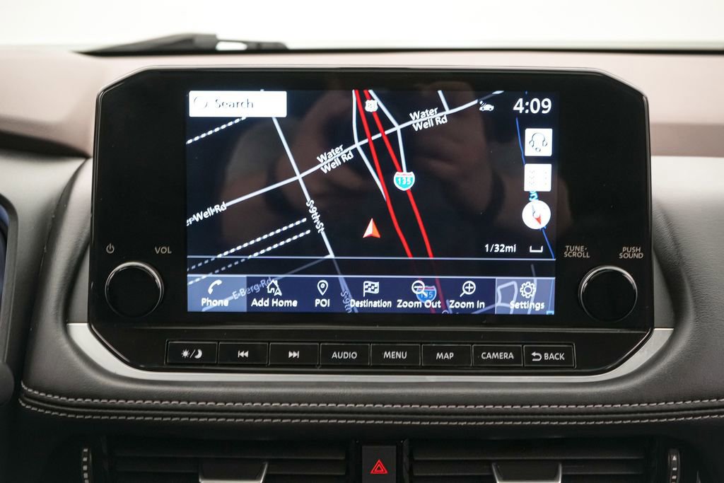 Used 2023 Nissan Rogue Platinum w/ Platinum Premium Package image 18