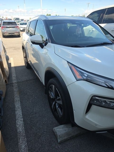 Used 2023 Nissan Rogue SL w/ SL Premium Package AWD/4WD image 4