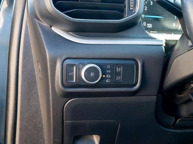 Certified 2022 Ford Explorer XLT w/ Equipment Group 202A image 17