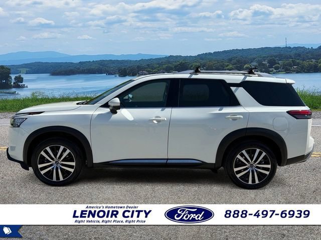 Used 2023 Nissan Pathfinder Platinum w/ Cargo Package FWD image 2