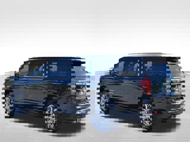 Used 2022 Chevrolet Suburban High Country w/ Premium Package 2 image 5