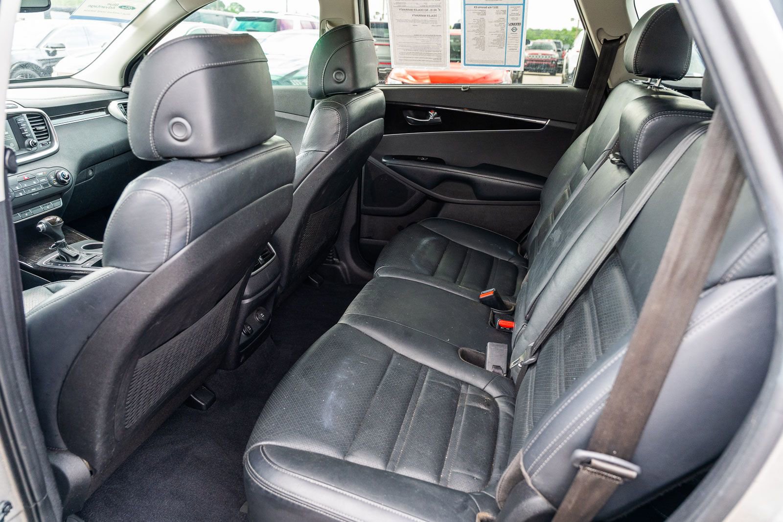 Used 2017 Kia Sorento EX FWD image 19