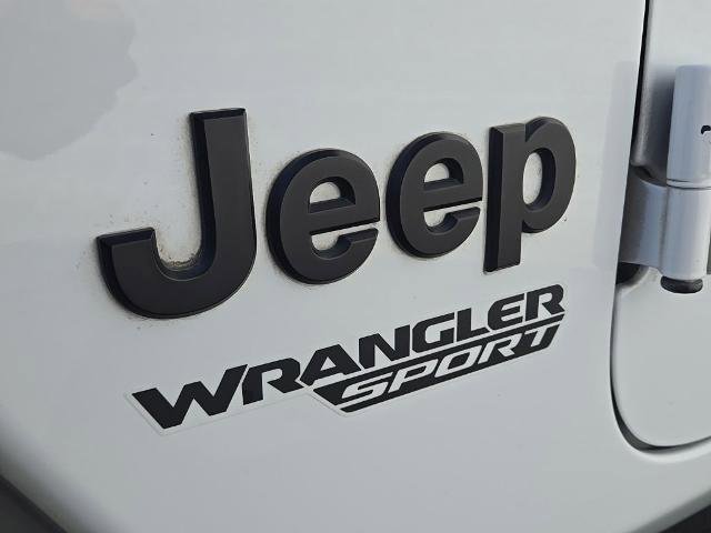 Used 2021 Jeep Wrangler Sport image 10