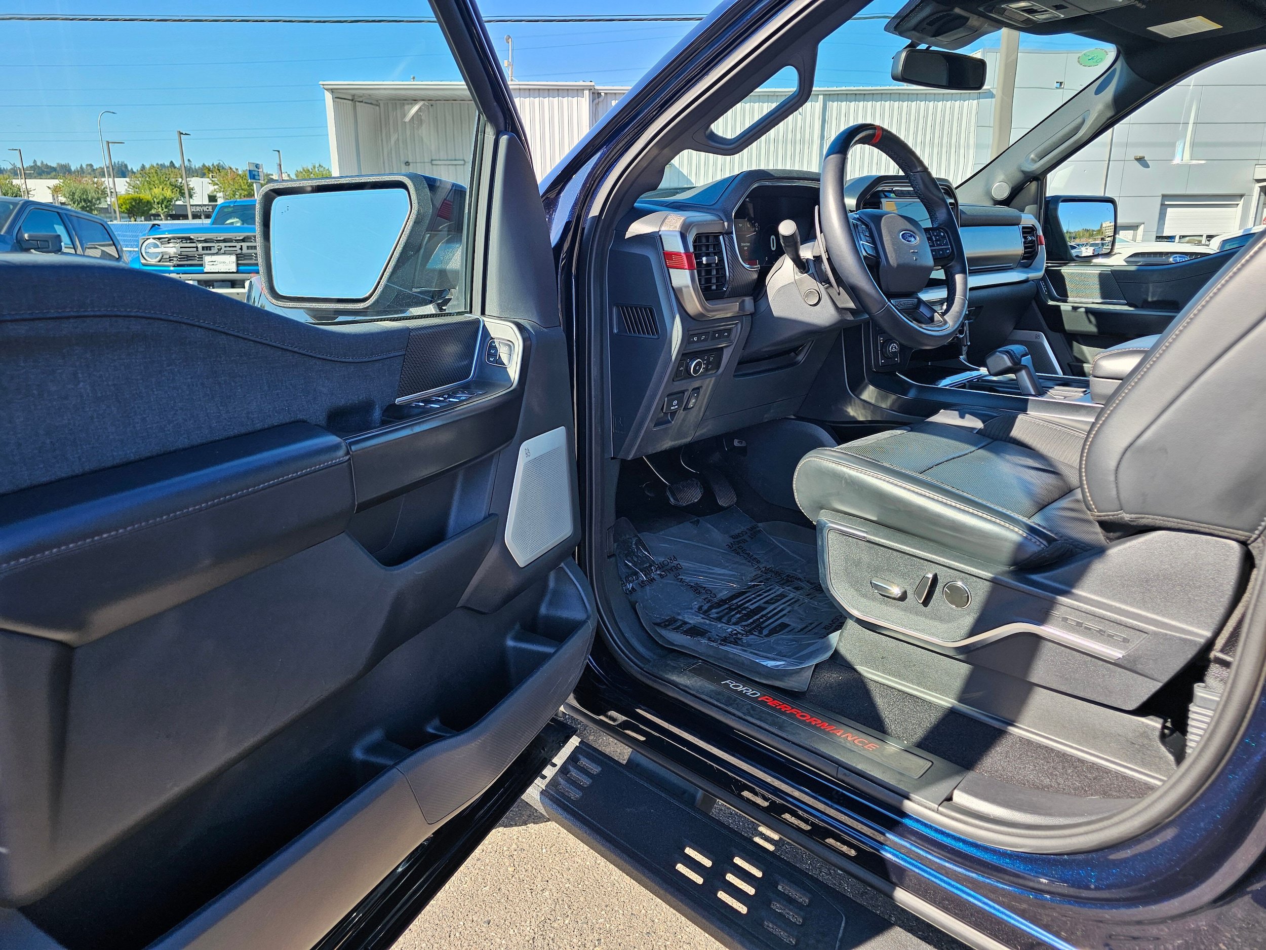Certified 2023 Ford F150 Raptor w/ Raptor Carbon Fiber Package AWD/4WD image 21