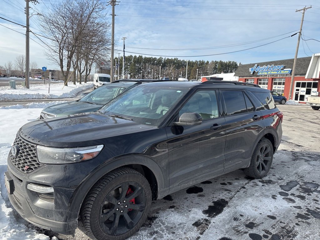 Certified 2020 Ford Explorer ST w/ ST Street Pack image 5