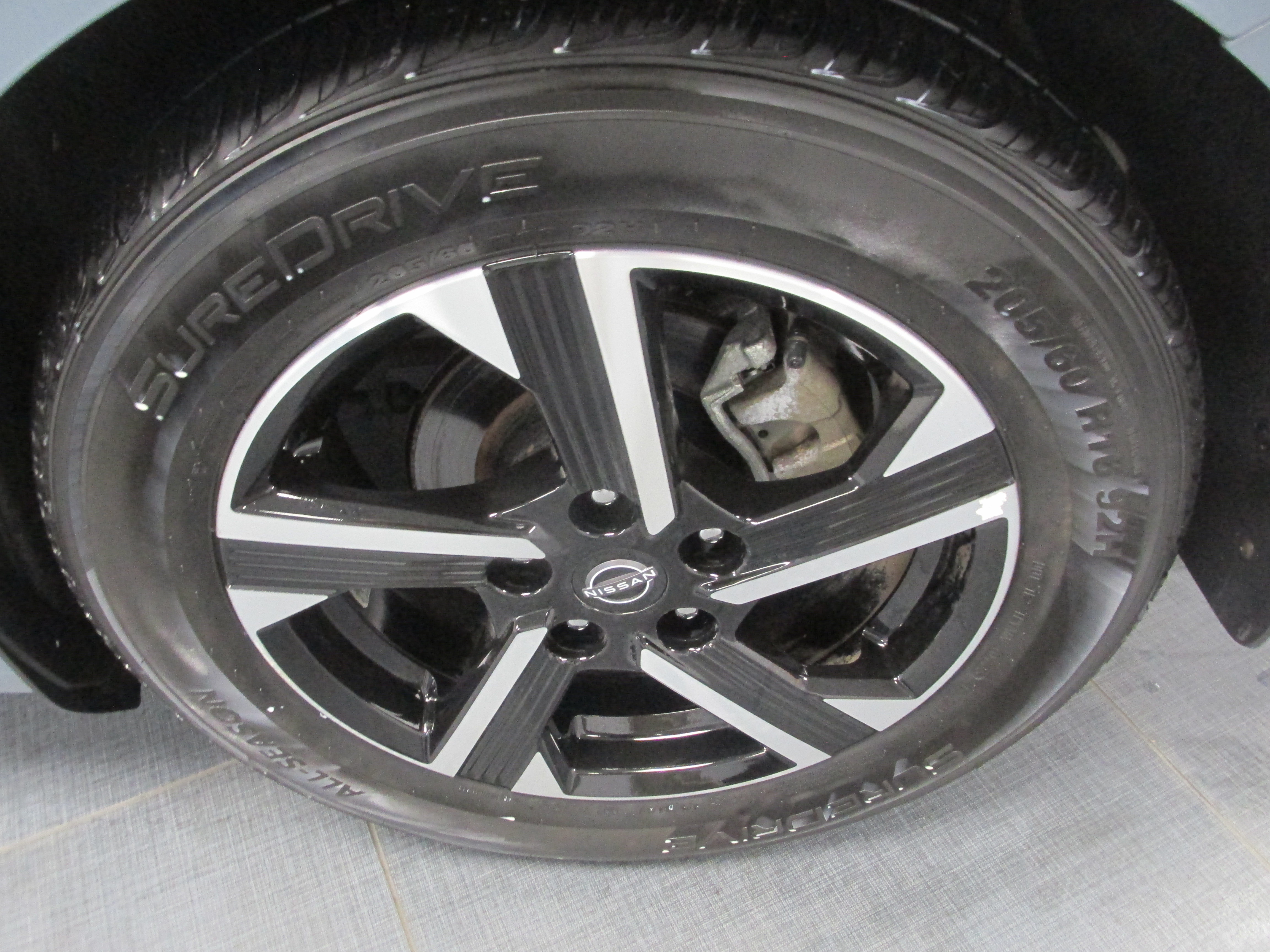 Used 2024 Nissan Sentra SV w/ All-Weather Package FWD image 13