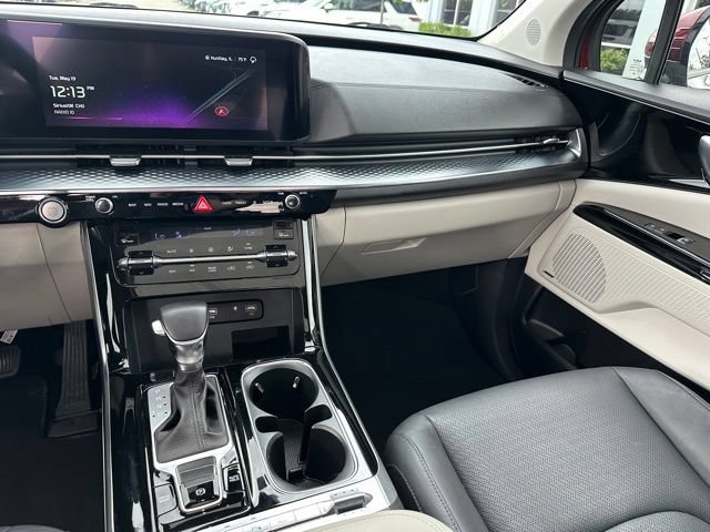 Used 2023 Kia Carnival SX Prestige FWD image 19