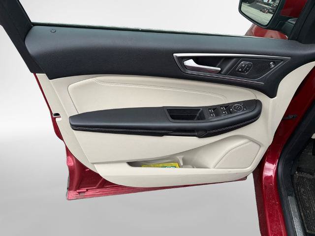 Certified 2022 Ford Edge Titanium AWD/4WD image 14