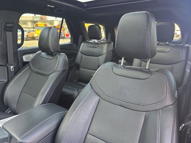 Certified 2023 Ford Explorer ST w/ Equipment Group 401A image 19
