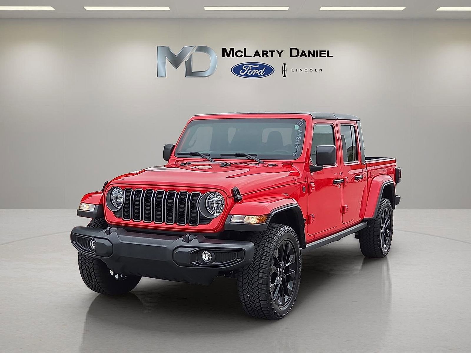 Used 2025 Jeep Gladiator Sport video 2
