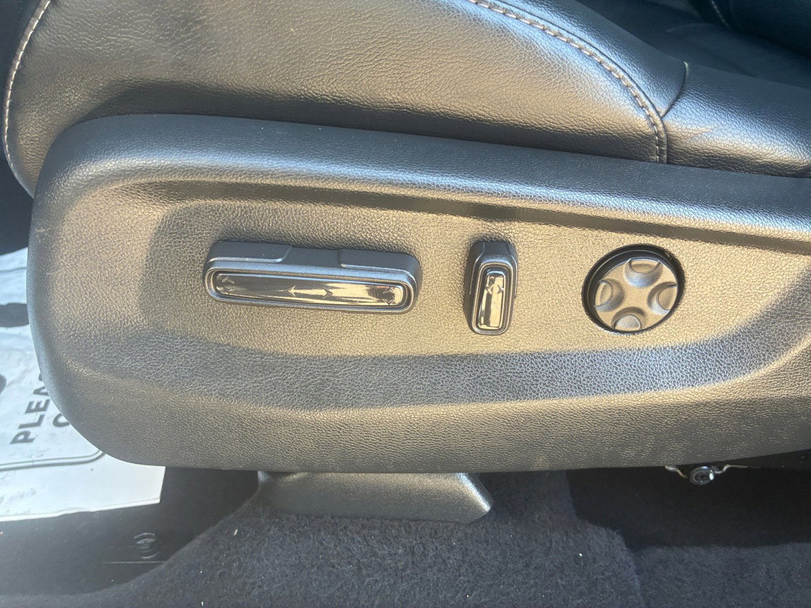 Used 2020 Honda CR-V Touring image 15