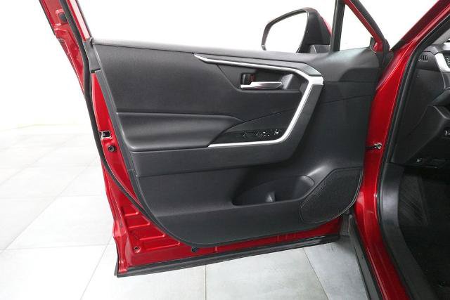 Used 2021 Toyota RAV4 XLE w/ Convenience Package AWD/4WD image 23