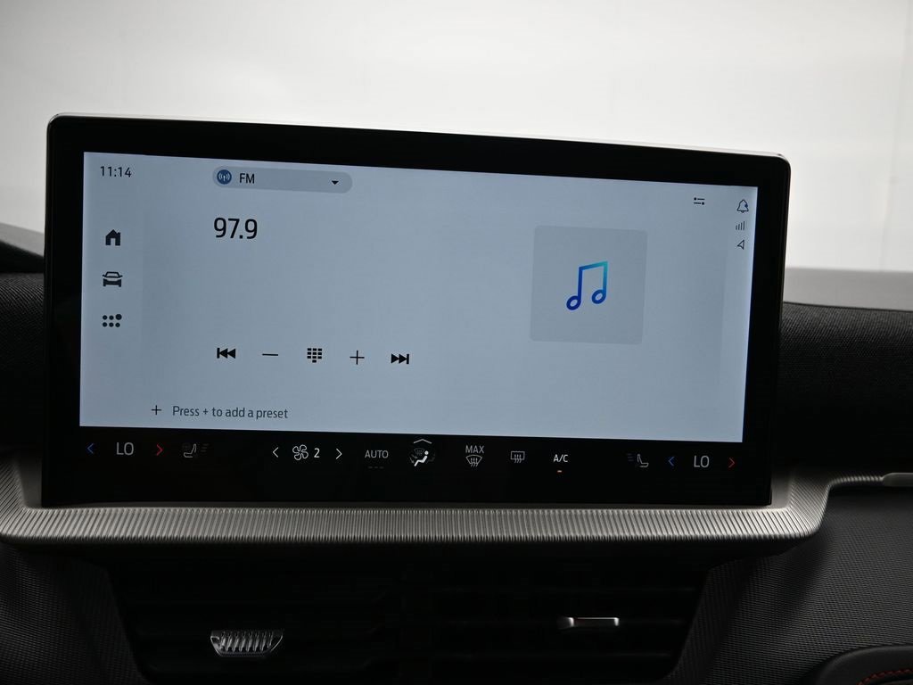 Certified 2025 Ford Explorer ST-Line w/ Premium Package image 32