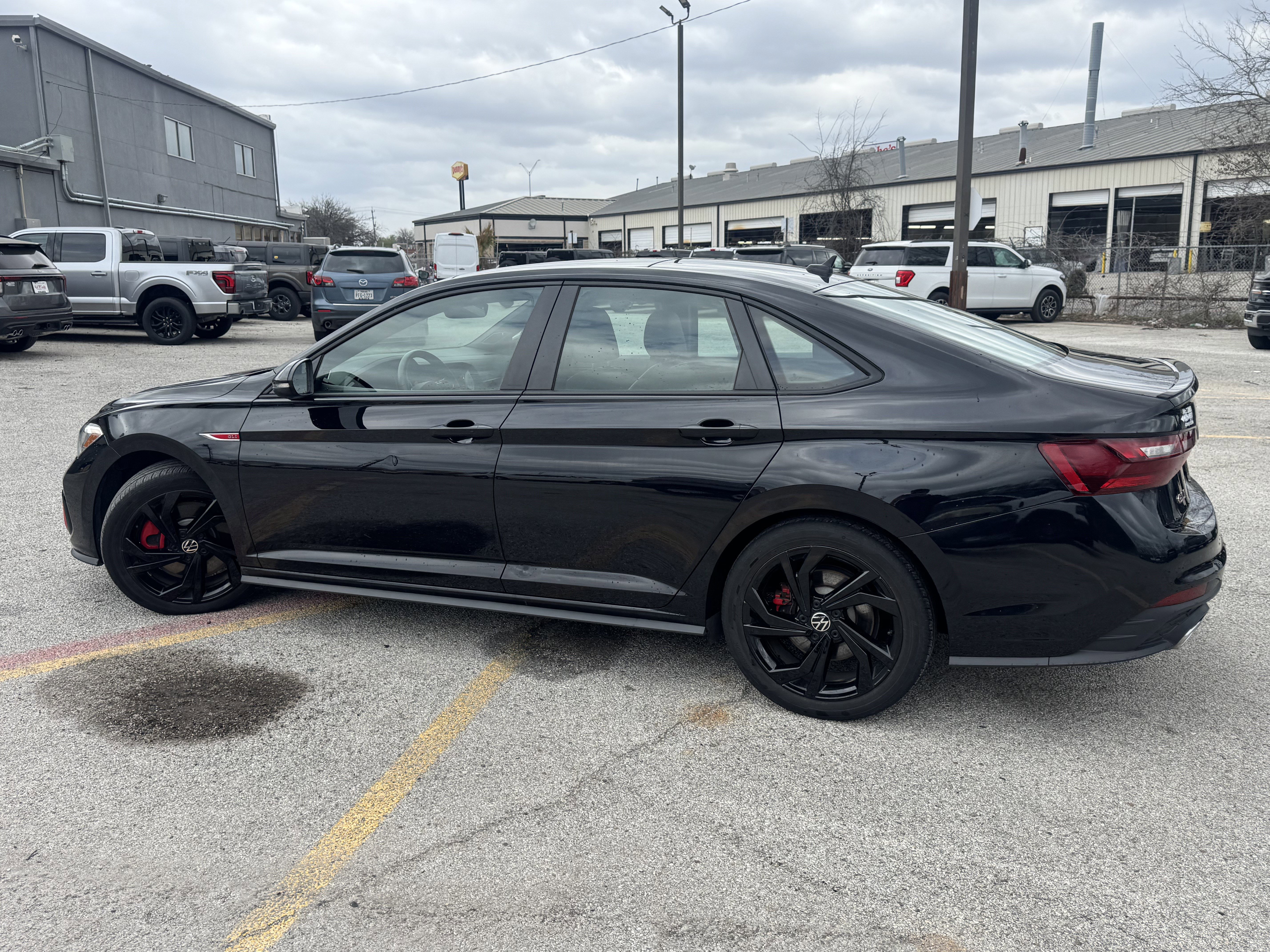 Used 2024 Volkswagen Jetta GLI Autobahn w/ GLI Black Package image 6