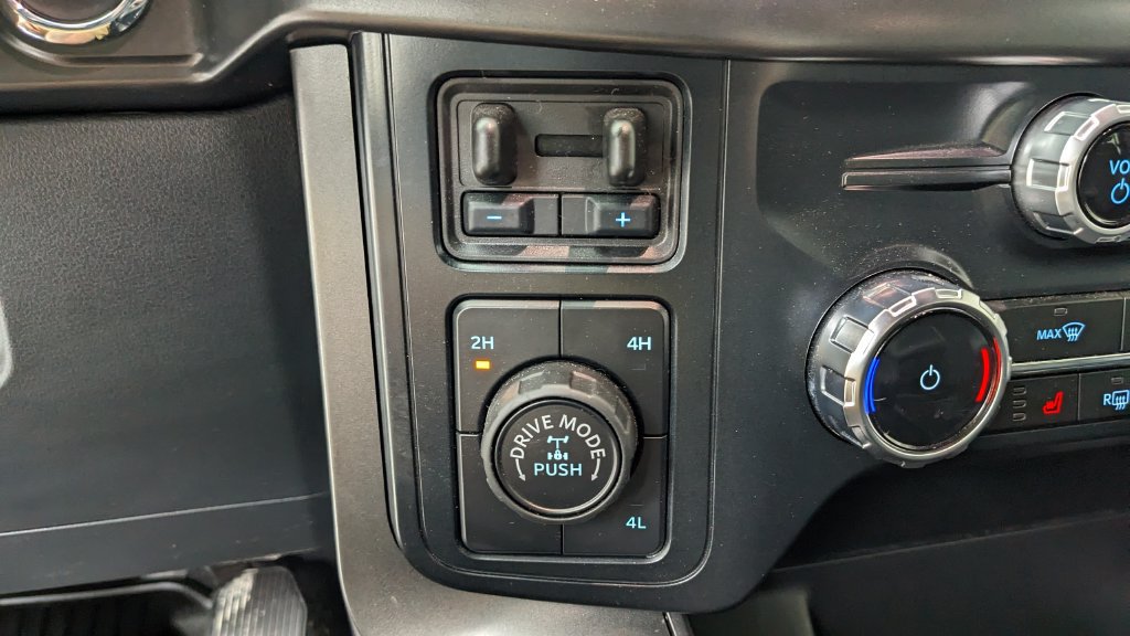 Certified 2025 Ford F150 Tremor w/ Tow/Haul Package AWD/4WD image 31