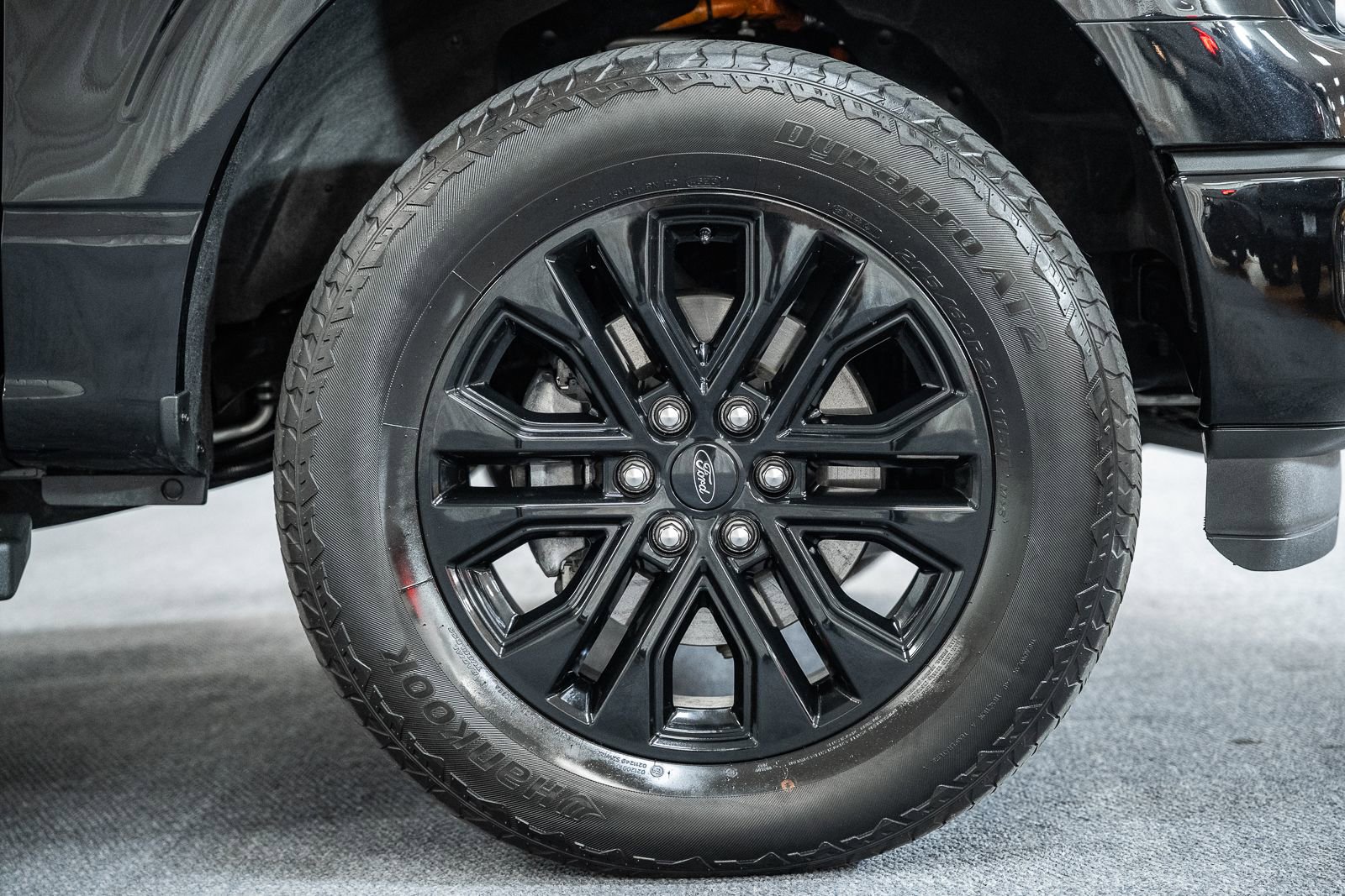 Certified 2024 Ford F150 Lariat w/ Equipment Group 502A High image 23