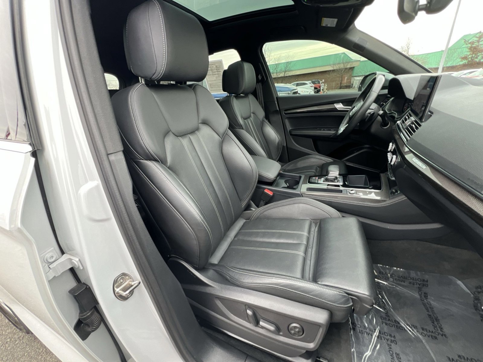 Used 2023 Audi SQ5 Premium Plus w/ Premium Plus Package image 28