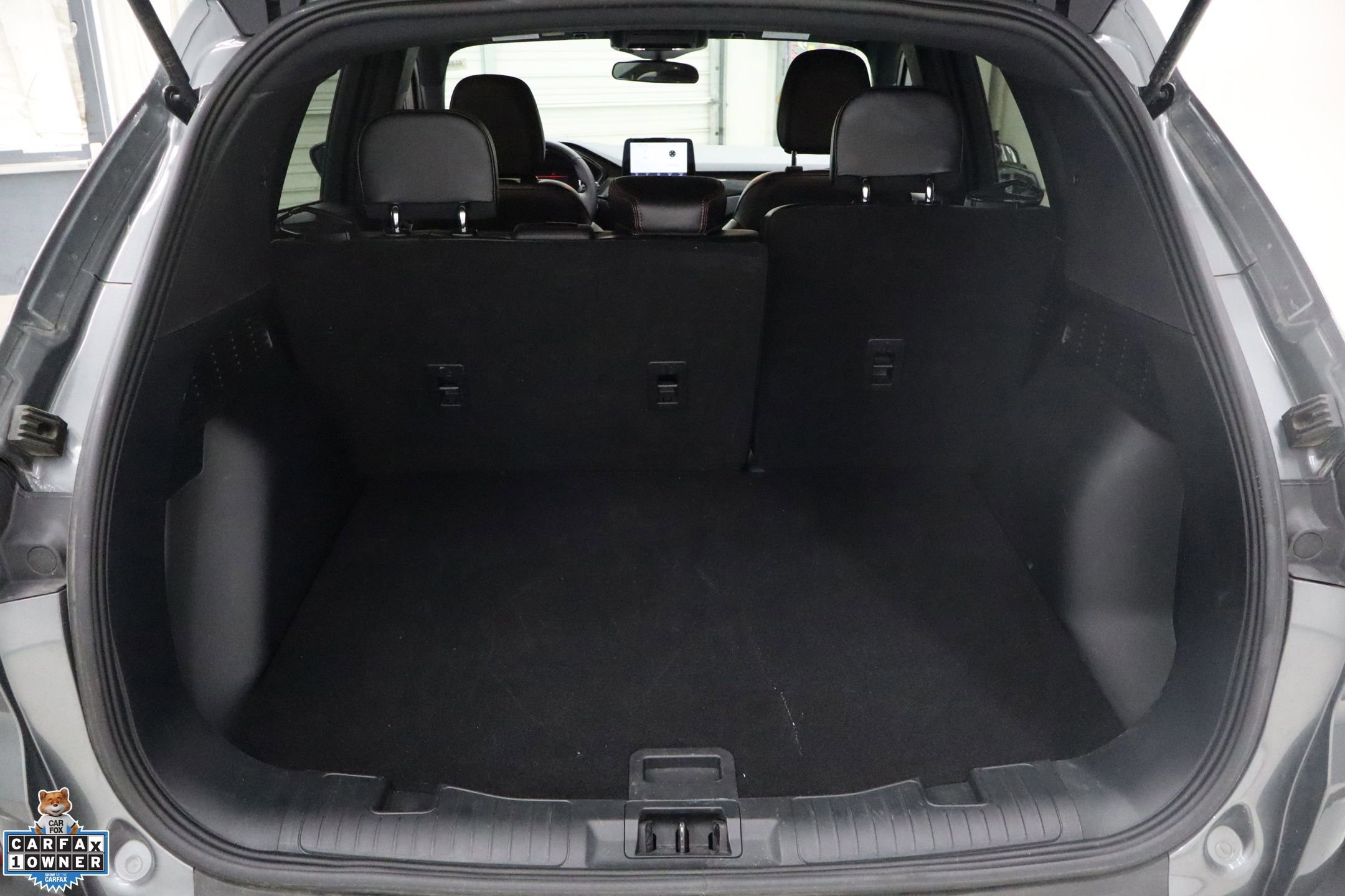 Certified 2025 Ford Escape ST-Line image 33