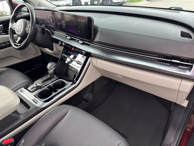 Used 2023 Kia Carnival SX Prestige FWD image 9