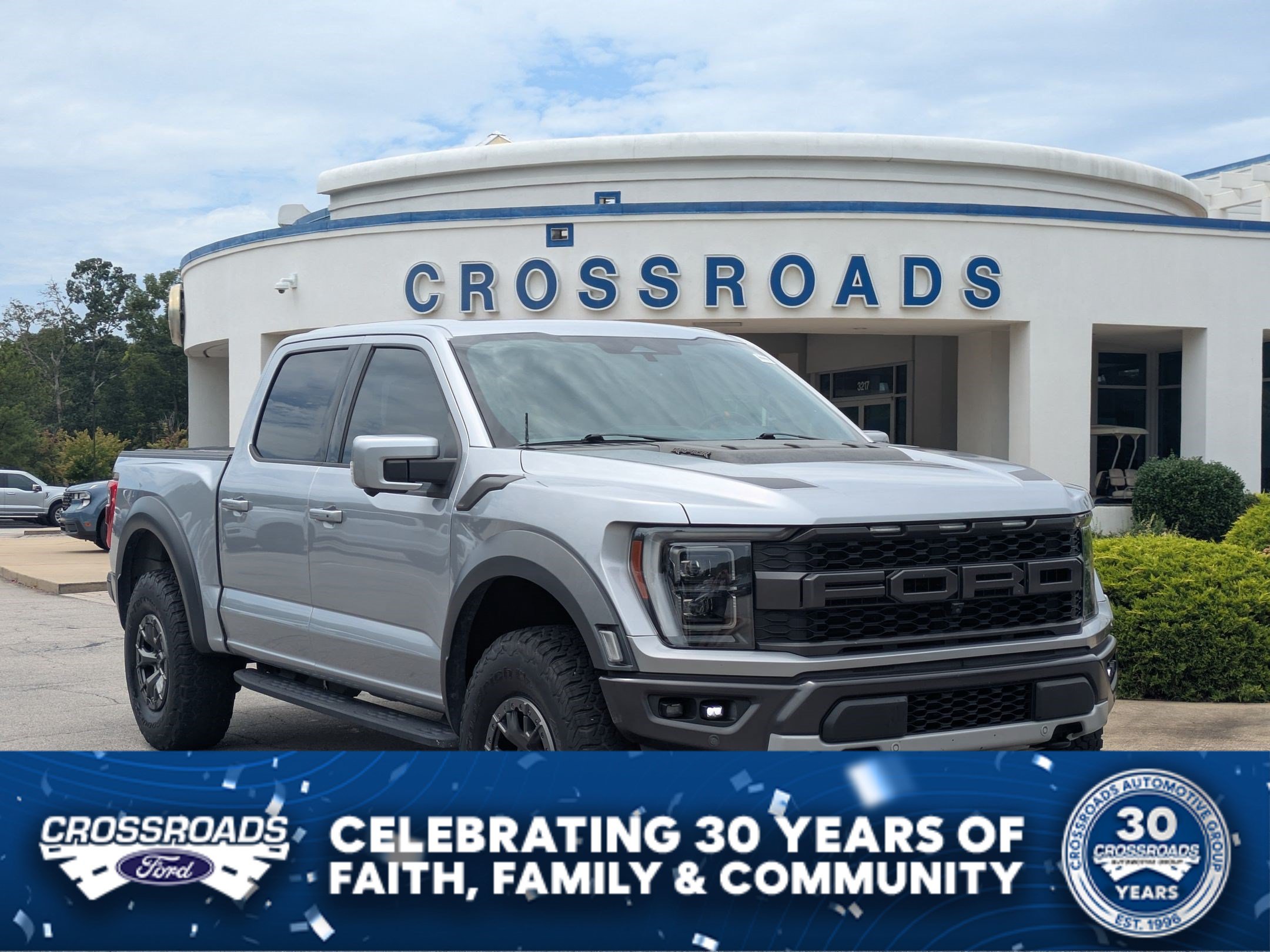 Certified 2023 Ford F150 Raptor w/ Raptor 37 Performance Package AWD/4WD image 1