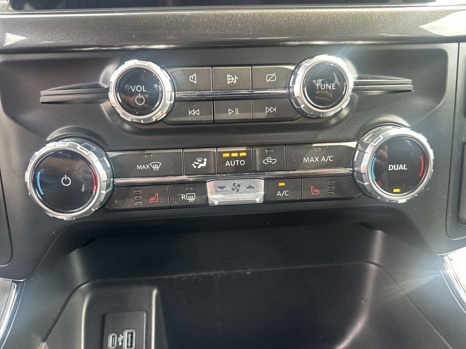 Certified 2023 Ford F150 XLT AWD/4WD image 29